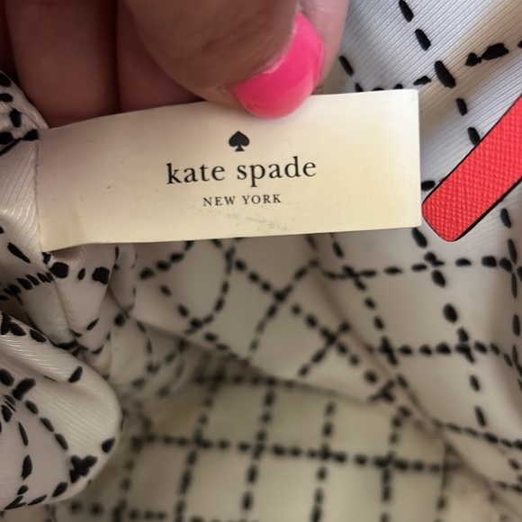 Kate Spade Cedar Street Large Harmony Tote - Picture 6 of 8